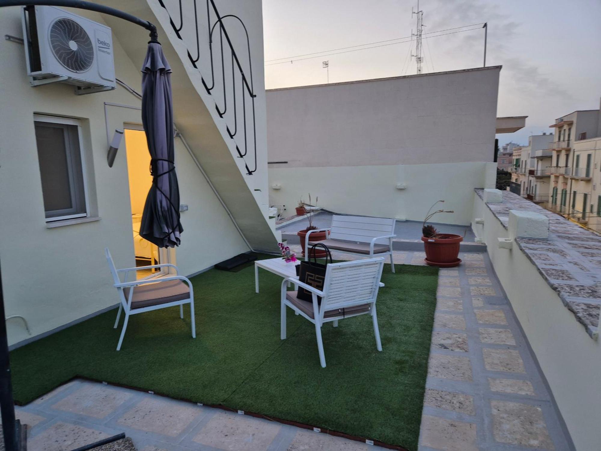 La Terrazza Di Rosalba Bed and Breakfast Monopoli Εξωτερικό φωτογραφία
